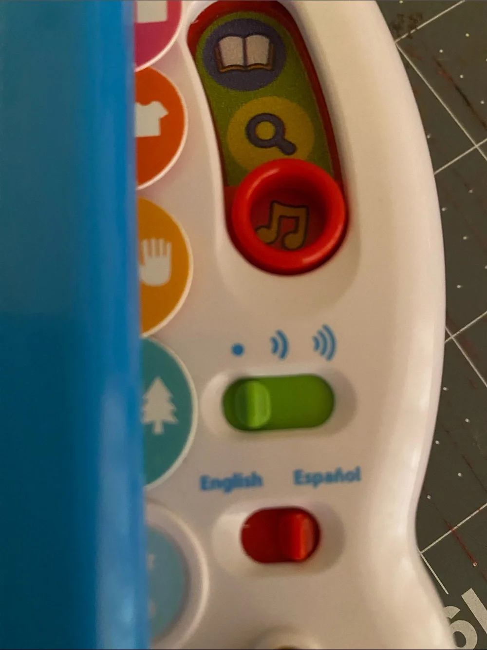 2/$20!! LeapFrog Learning Friends - bilingual toy